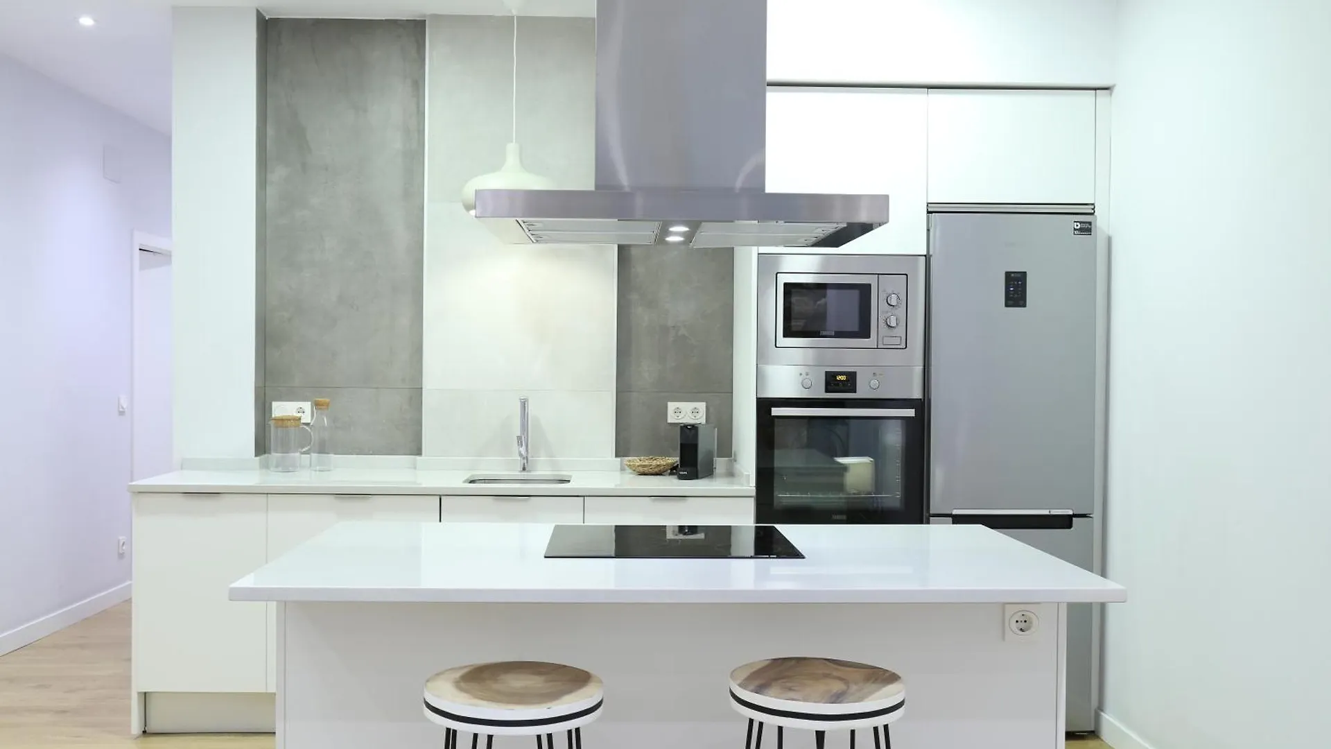 Cozy And Centric Apartment By Cisan Rentals San Sebastián