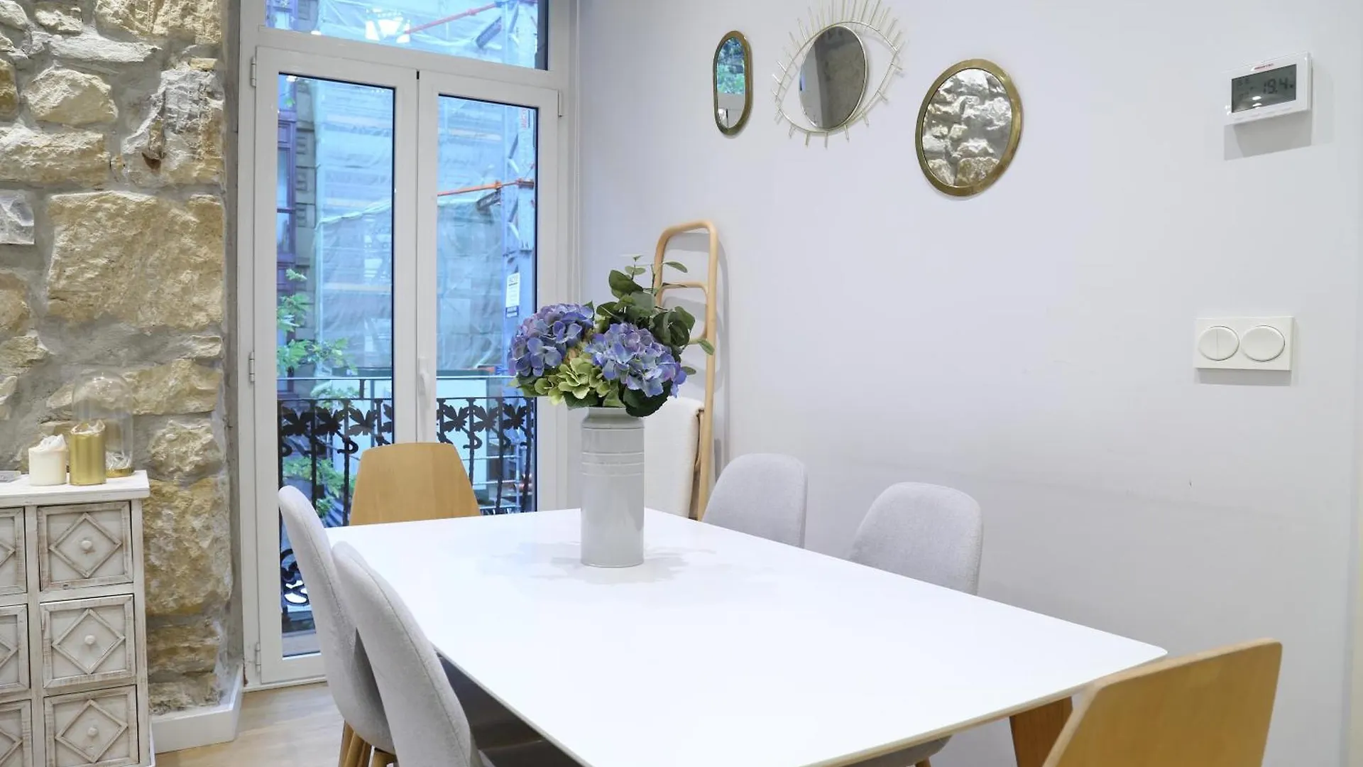 Cozy And Centric Apartment By Cisan Rentals San Sebastián 0*,  Hiszpania